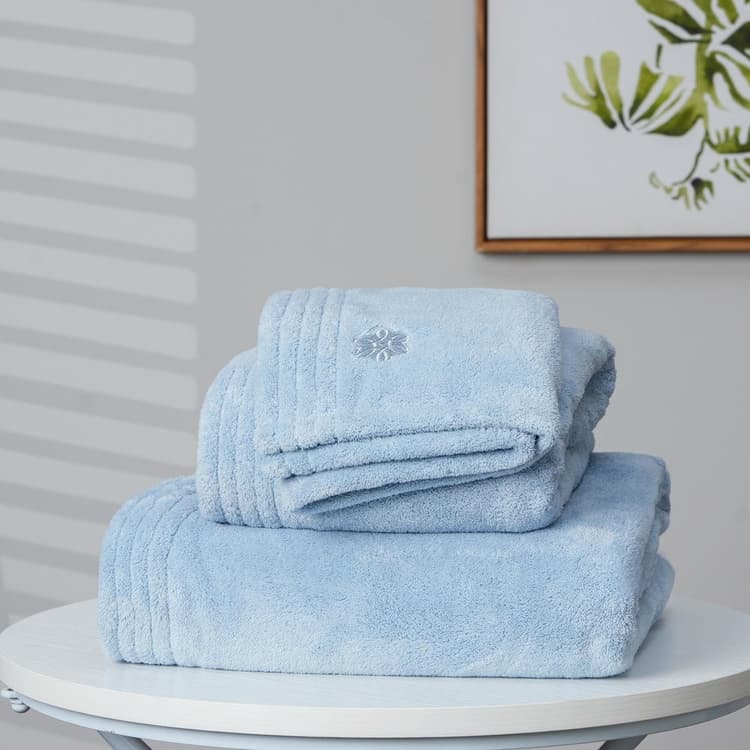 مناشف - ازرق فاتح