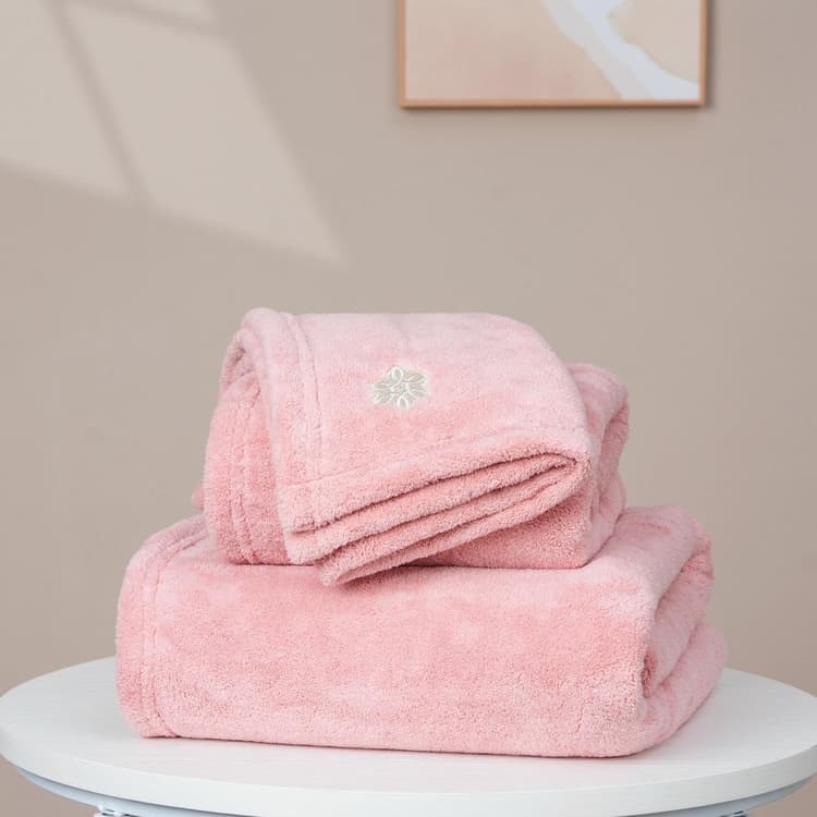 مناشف انيقة - وردي