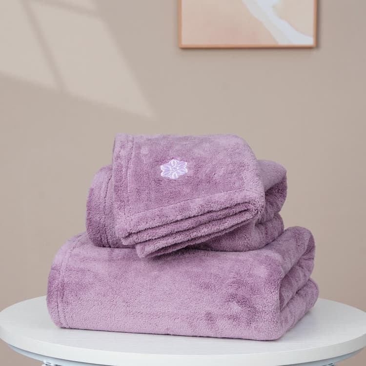 مناشف انيقة -  بنفسجي