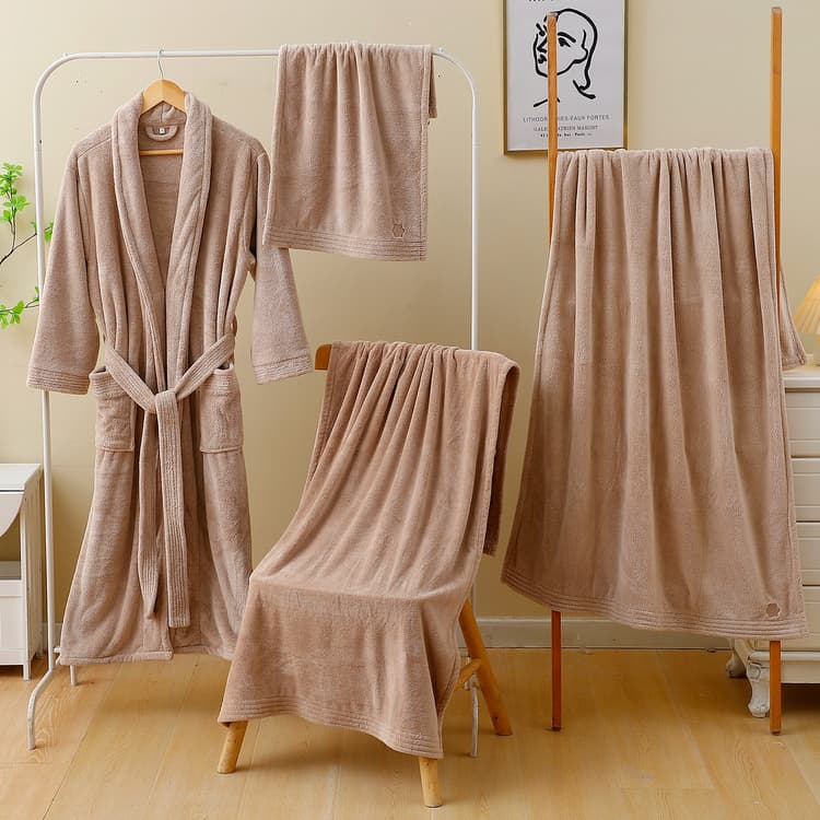 سيت روب 4 قطع - بني